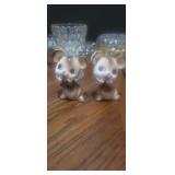 This item is a vintage anthropomorphic mouse salt