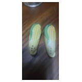 Vintage corn salt n pepper shakers