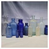 Various glass medicine bottle various sizes and