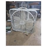 Lasso box fan