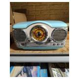Retro style Memorex MTT3200 AM/FM Stereo Radio CD