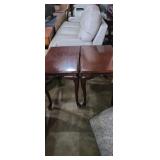 2 matching wooden side tables