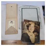 Glass picture frame w/ picture and b&w picture