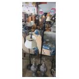 Lamp assortment 2 floor lamps 2 matching table