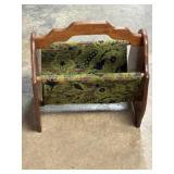 19 x 18 x 12" floral tapestry magazine rack w/