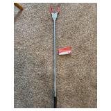 3 ft Pickup & reaching tool