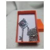 A Beautiful Silver Key NecklaceVery Cool