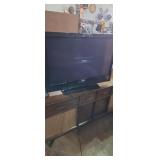 Vizio 32in (non smart) working tv with remote