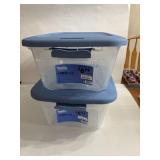 2-2 quart plastic tubs with locking lid