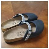 NEW Womens size 8 Birkis. Nave blue clog style