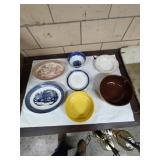 Box of vintage bowls & platters. Some marked.