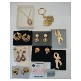 Earrings necklace brooches
