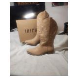 Womens Size 9.5 Tan Cowboy Boots Brand New In