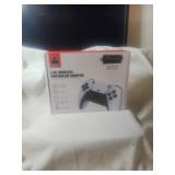 2.4 G Wireless Game Pad with 4K HD Game