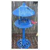 3ft tall with heavy metal base. Outdoor metal