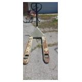 Pallet jack ( needs work)