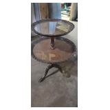 Pie crust 2 tier claw footed table