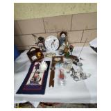 Lot of kitchen and bathroom decorations. Several