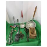 Kitchen Equipment Manual Hand Mixers, Hanging