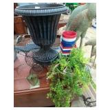 Outdoor decor black plastic flower pot, faux