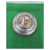 Metal Trinket/Jewelry/Powder Box plays ï¿½Hail to