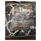 Truenorth, reversible, plush down, alternative