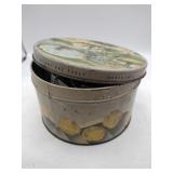 Metal tin  with jewelry accessories