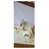 Battalion made floral printed vase,himark wall