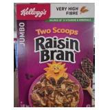 Giant 35.62oz box of two scoops raisin bran