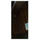 Lane cedar chest with decorative Overlay