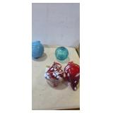 2 red art glass christmas ornaments, in two blue