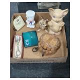 Porky Pig character figurine, souvenir spoon,