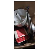 Baking pans cake pand and cookware