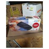 Kinyo VHS Rewinder & Tango Trx Apple wireless