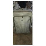 3 pc Nine west Luggage bag set