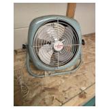 Lasko 9" Floor Fan 1950