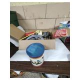 Box of kitchen items, some vintage.