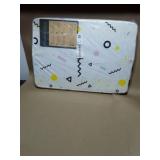 New seals cloth storage bin