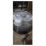 Food dehydrator