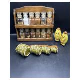 12 glass spice jars in vintage wood rack & Japan
