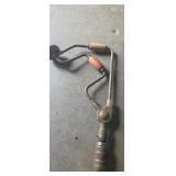 Hand crank drill