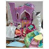 Dollhouse with accessories