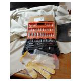 53 PIECE TOOL SET SOCKET ,RACHET,HARD CASE