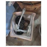 5 boat anchors 4 like new