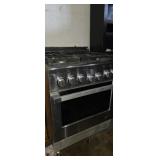 DCS commercial grade stainless gas stove an oven