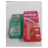 2-4 ct Skintimate disposable razors