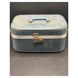 Vintage hard-sided travel train case or cosmetic