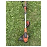 Black & decker 18 volt weed trimmer with two