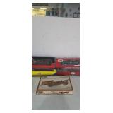 Atlas ho size train cars, tycoon car depo set,