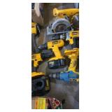 Dewalt battery powered tool set 18v (1 battery